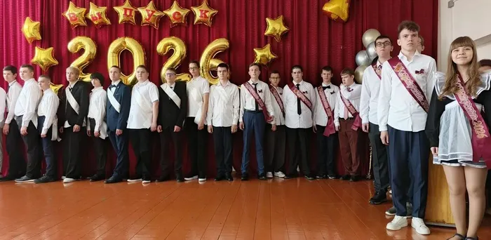 yWO7zXEB
